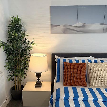 Luxury Rooms - Pick A Room - Free Parking & Kitchen Access, Near Etihad Stadium, The Coop Live & Piccadilly Station, マンチェスター エクステリア 写真