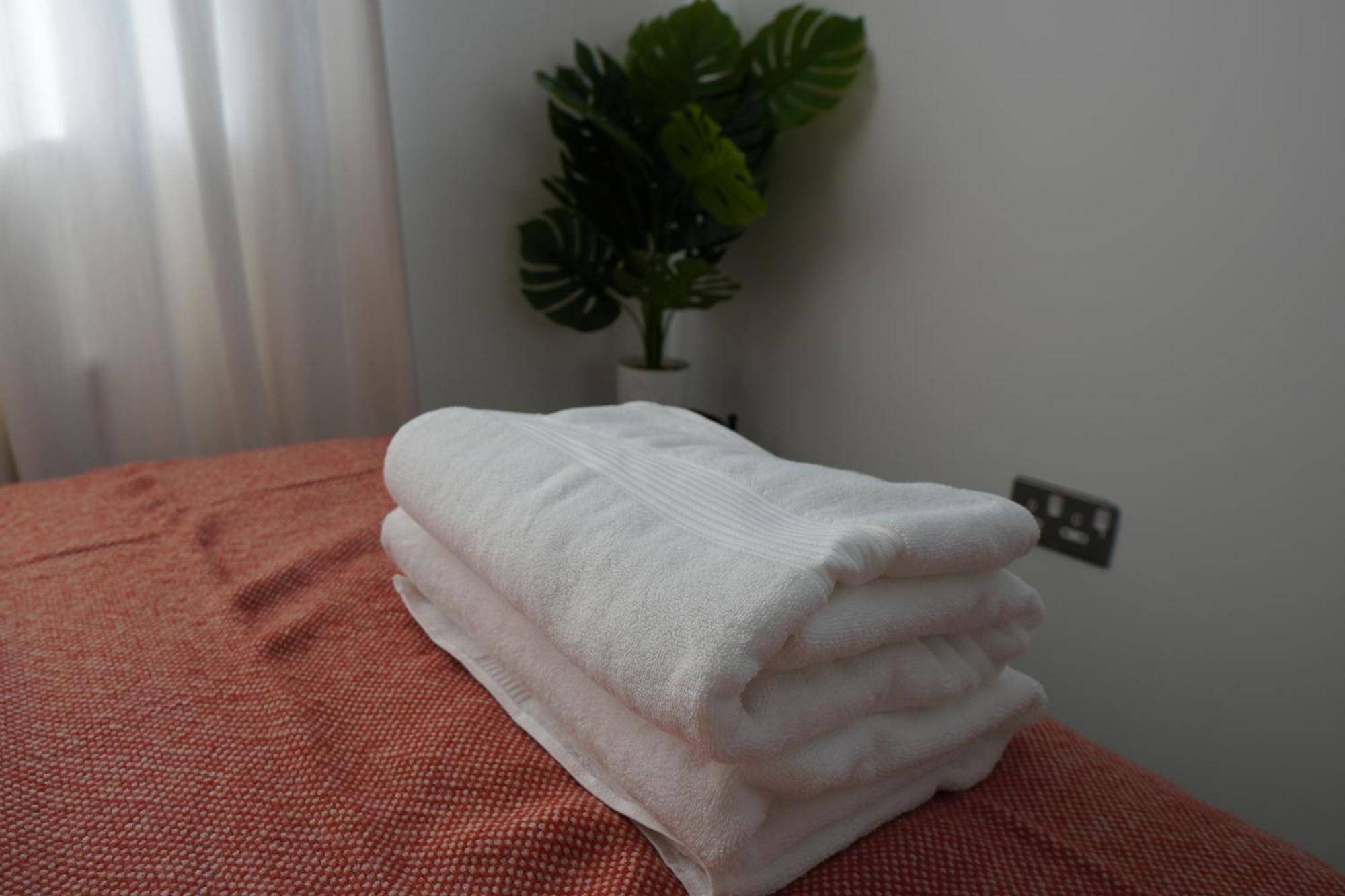 Luxury Rooms - Pick A Room - Free Parking & Kitchen Access, Near Etihad Stadium, The Coop Live & Piccadilly Station, マンチェスター エクステリア 写真